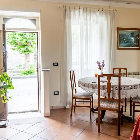 Bed And Breakfast - Dolmen House Bed and Breakfast